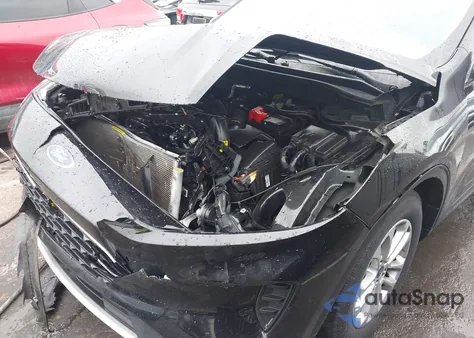 2021 Ford Escape Se z USA, uszkodzony, nr VIN 1FMCU0G67MUB33828